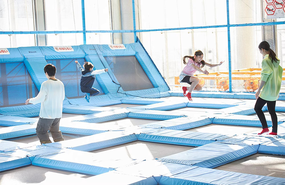 Top 10 Benefits of Investing in a Trampoline Park Business manufacturer